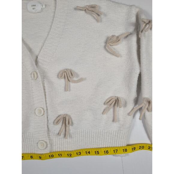 Luna + Ivy Cardigan Sweater Women’s S Ivory Cream 3D Bow Applique Cropped Knit - Picture 10 of 15